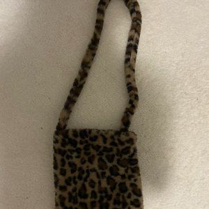 Cheetah side bag